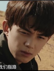 沙海黎簇的血为什么能够指路？黎簇身体里到底有什么？为什么不怕虫子？