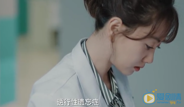 沙海逆行性遗忘症是什么病？黎簇也失去记忆了吗？黎簇和张起灵有什么关系？