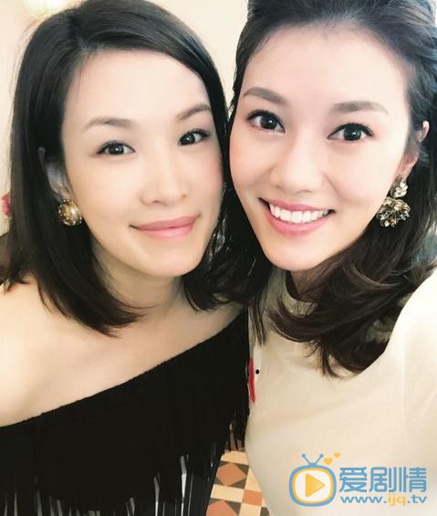 佟晨洁与人合照 佟晨洁高清写真_佟晨洁高清剧照