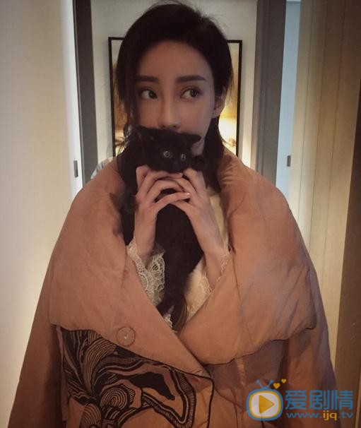 你和我的倾城时光厉靳媛是谁演的？厉靳媛扮演者刘凡菲个人资料、写真及生活照欣赏