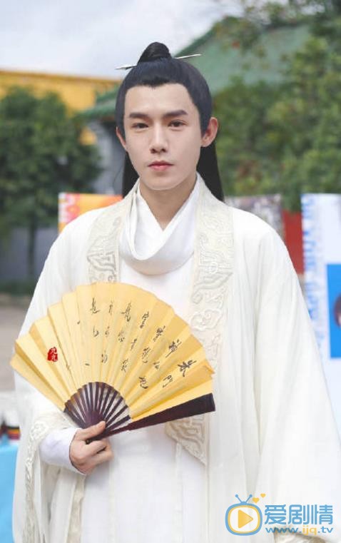 糟糕陛下心动了剧照