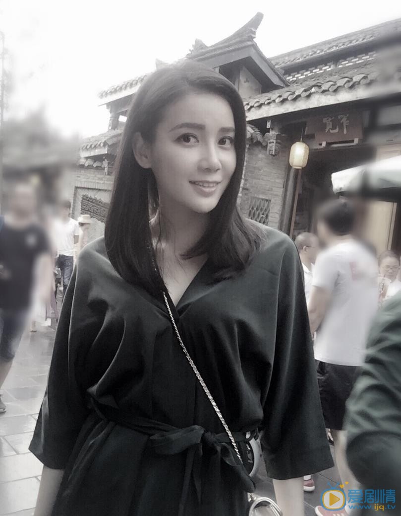 幸福一家人徐梦瑶是谁演的？徐梦瑶扮演者刘凌菱个人资料、写真及生活照欣赏