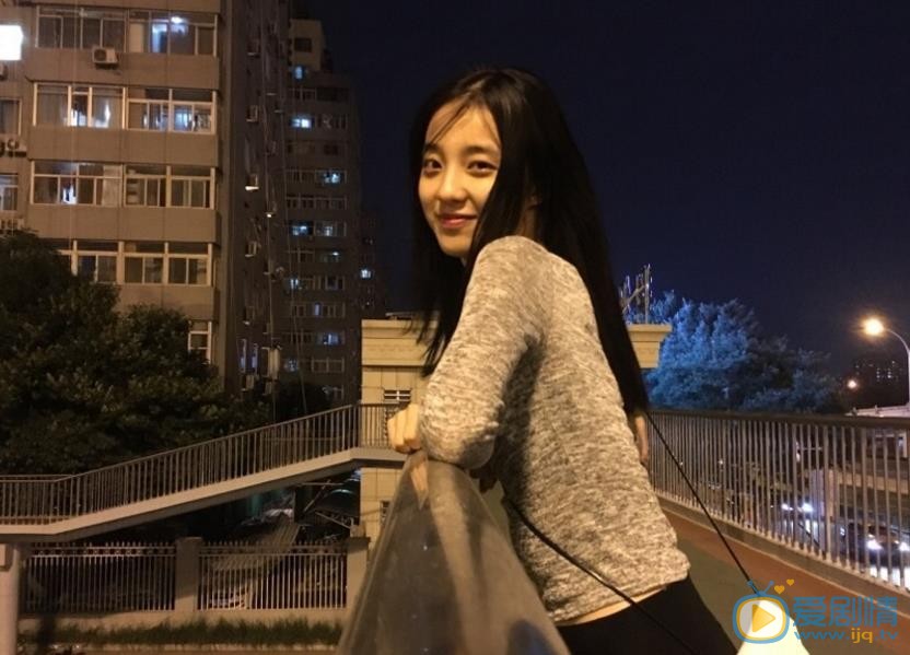 人不彪悍枉少年杨夕是谁扮演的？杨夕扮演者万鹏个人资料、写真生活照