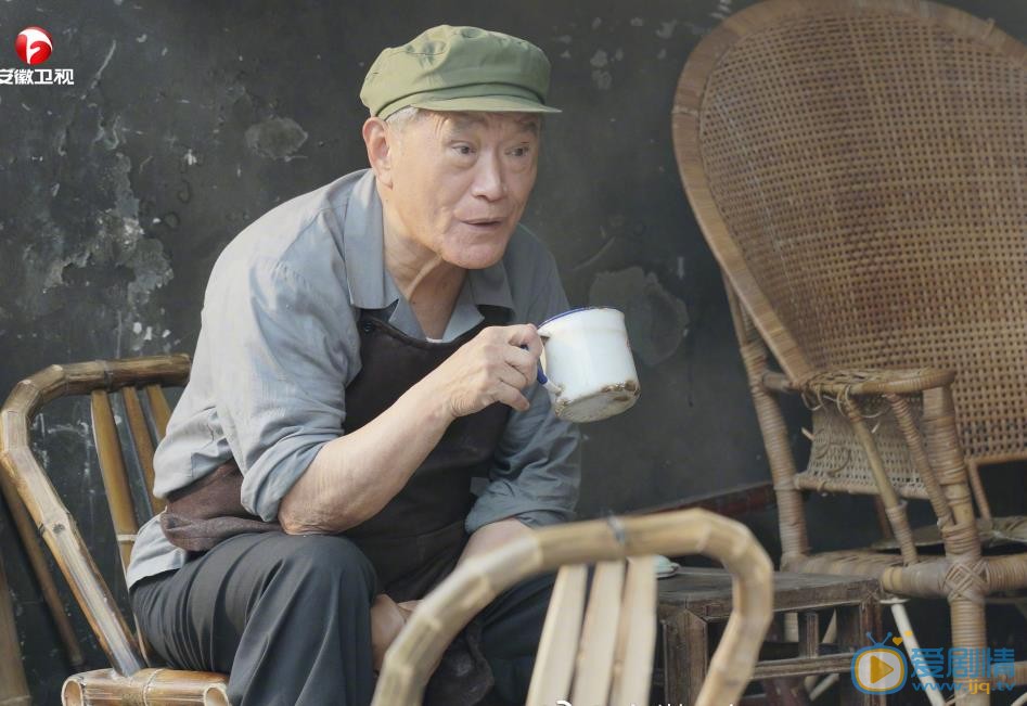 外滩的钟声剧情介绍(1-36集大结局)