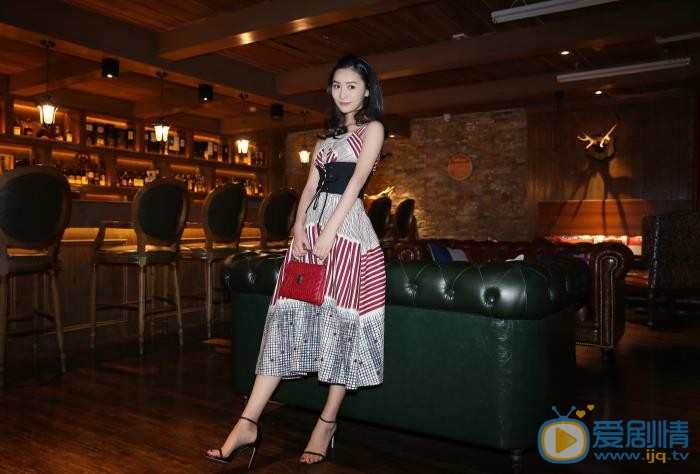 火王之破晓之战醒秋是谁演的？醒秋扮演者张维娜个人资料、写真及生活照欣赏