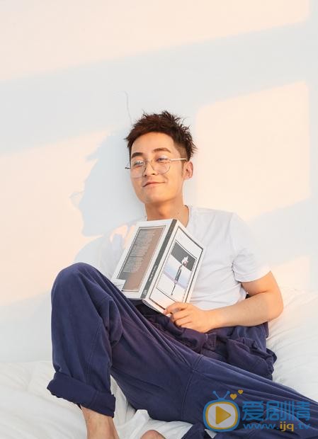 江河水沈亦威是谁演的？江河水沈亦威扮演者张粟个人资料、写真及生活照欣赏