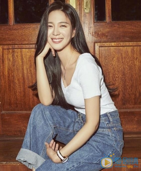 皇后的品格闵宥拉是谁演的？皇后的品格闵宥拉扮演者李伊利雅个人资料、写真及生活照欣赏