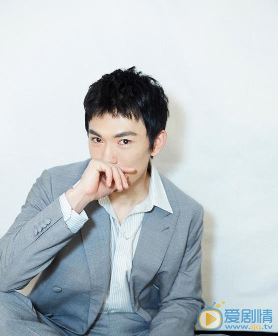 幕后之王凯文是谁扮演的？幕后之王凯文扮演者邬立朋个人资料、写真生活照