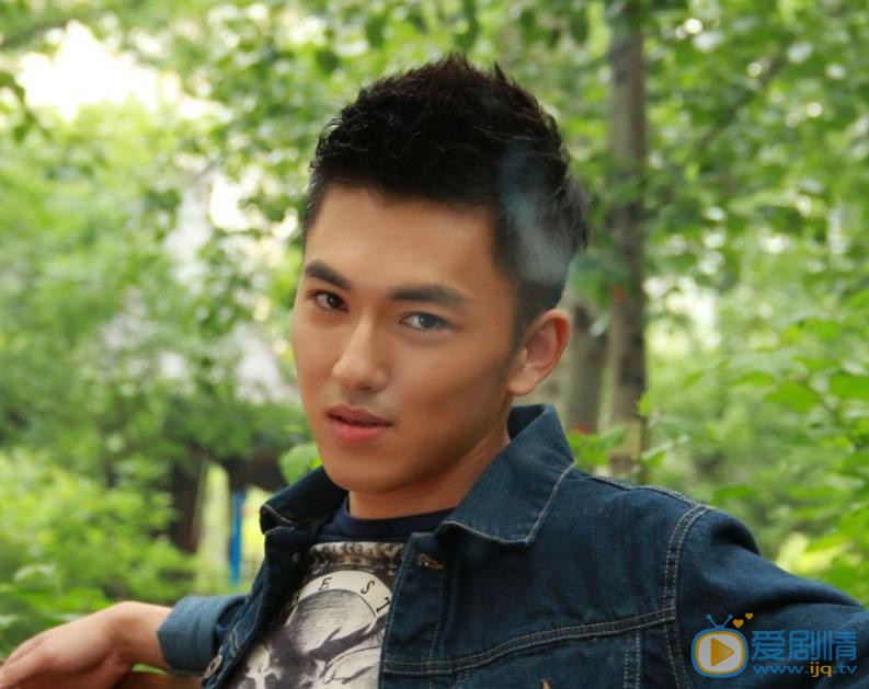 幕后之王凯文是谁扮演的？幕后之王凯文扮演者邬立朋个人资料、写真生活照