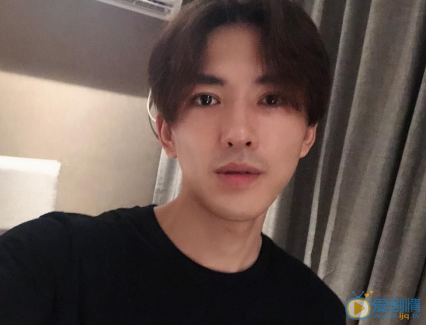 幕后之王凯文是谁扮演的？幕后之王凯文扮演者邬立朋个人资料、写真生活照