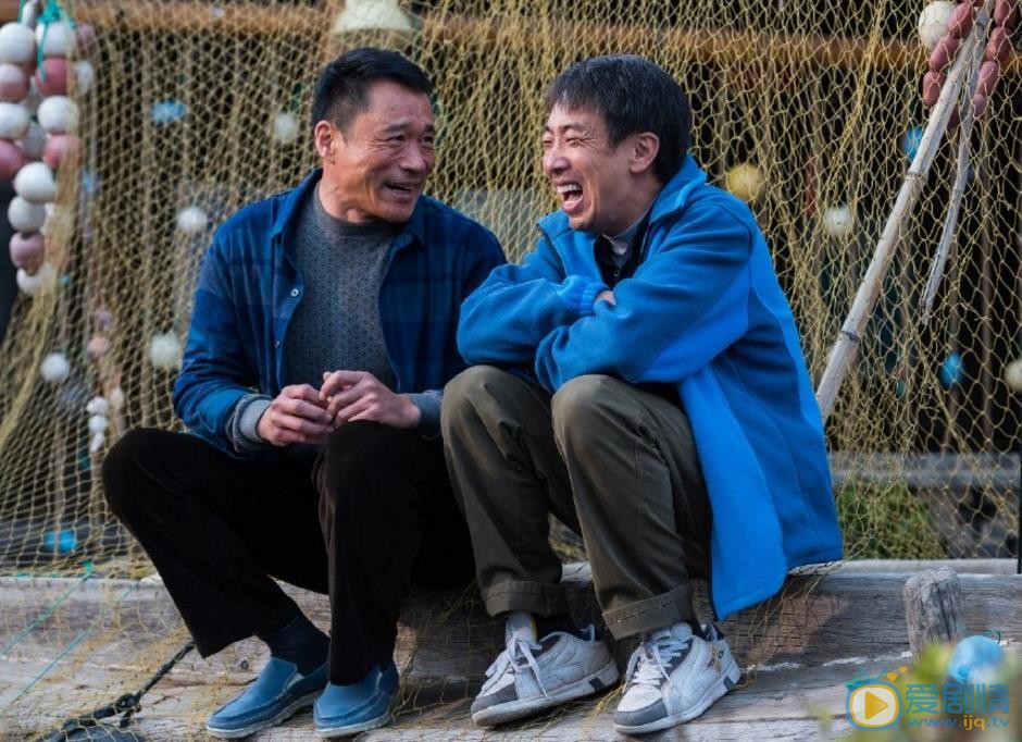 温暖的村庄剧照