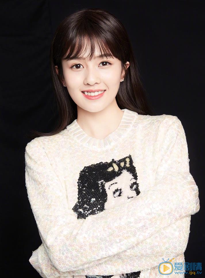 招摇路招摇是谁饰演的？路招摇饰演者白鹿个人资料、写真及生活照欣赏