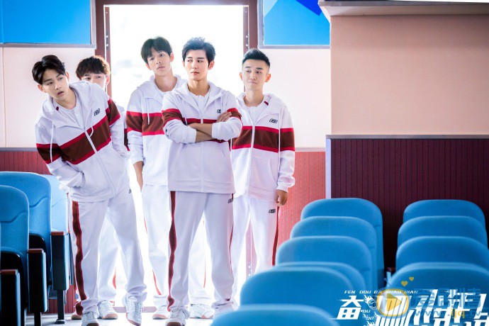 奋斗吧少年剧照