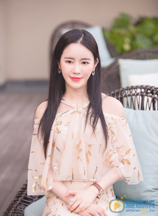 姜怡冰个人资料简介 姜怡冰演艺经历 姜怡冰写真图片