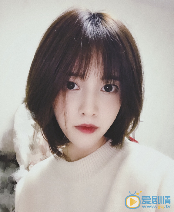 杨美琪自拍照