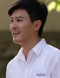 希望的大地讲述了什么故事？主角的结局怎么样？