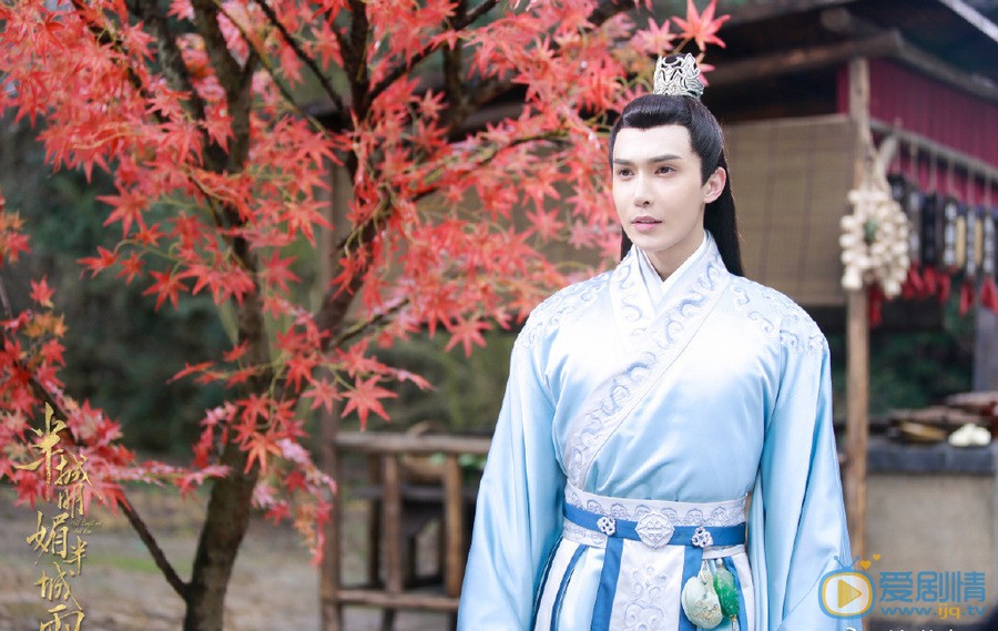 半城明媚半城雨剧情介绍(1-24集大结局)