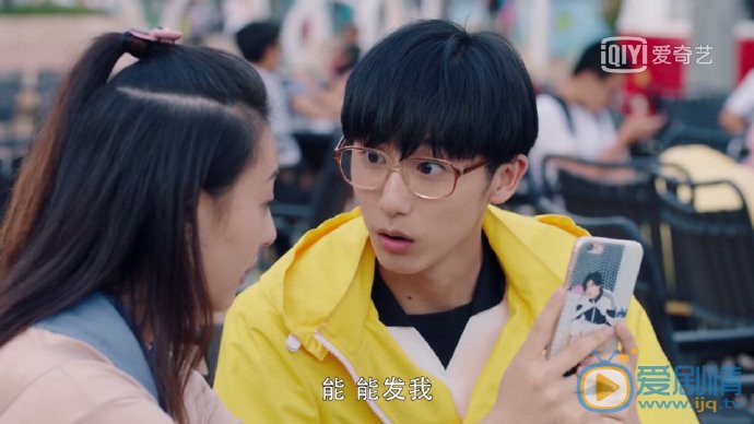 闪光少女剧照