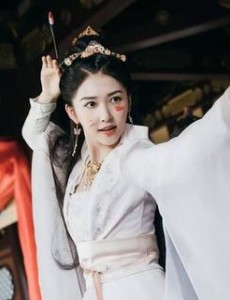 少主且慢行是根据小说改编的吗？改编自什么小说？