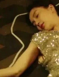 《摩天大楼》杨子姗化身女警 英姿飒爽圈粉无数