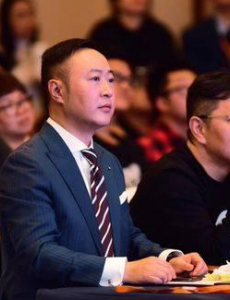 笑果文化4个创始人中叶烽畅谈成功原因！
