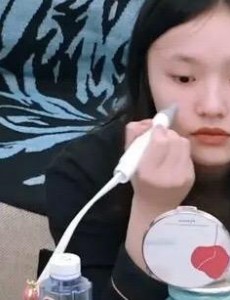 我家那闺女里林允涂的什么面膜？美妆达人林允同款美容仪是什么？