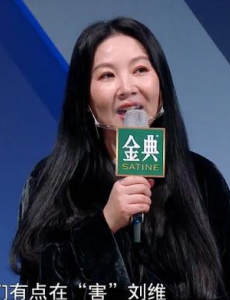 天赐的声音评委都有谁？评委都很严格？