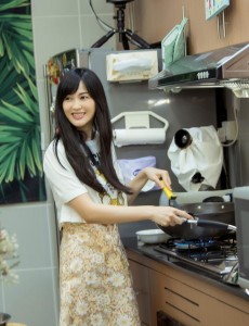 《婚前21天》首期上线 吴尊老婆真容曝光
