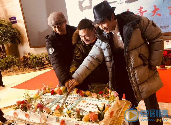 古董局中局之鉴墨寻瓷剧情介绍(1-36集大结局)