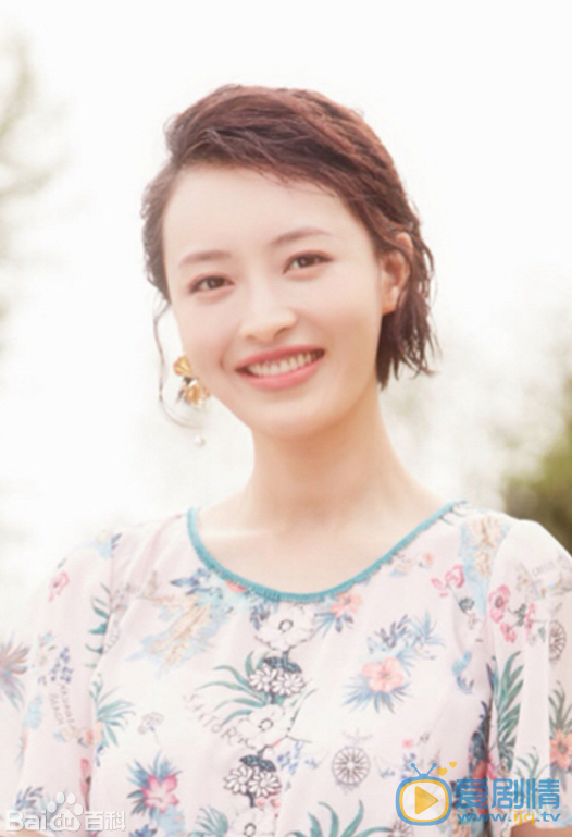 月之子何楚莹剧照 TIM截图20200414142041