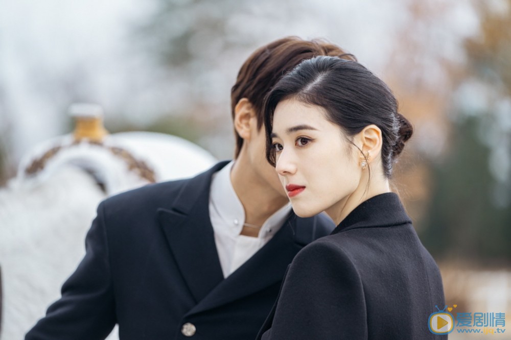 【The King：永远的君主】开播懒人包  李敏镐花25年寻找金高银？