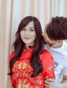 《婚前21天》吴尊林丽吟试婚纱，林丽吟中式婚纱美炸了？