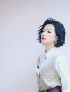 万茜 女人是可以帮助女人的，被这句话感动到了！